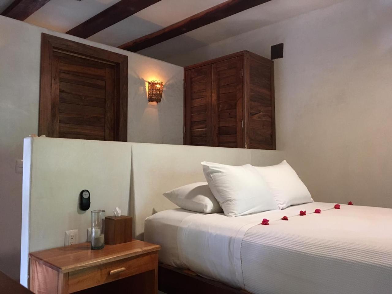 Casa Violeta Hotel Tulum Pueblo Buitenkant foto