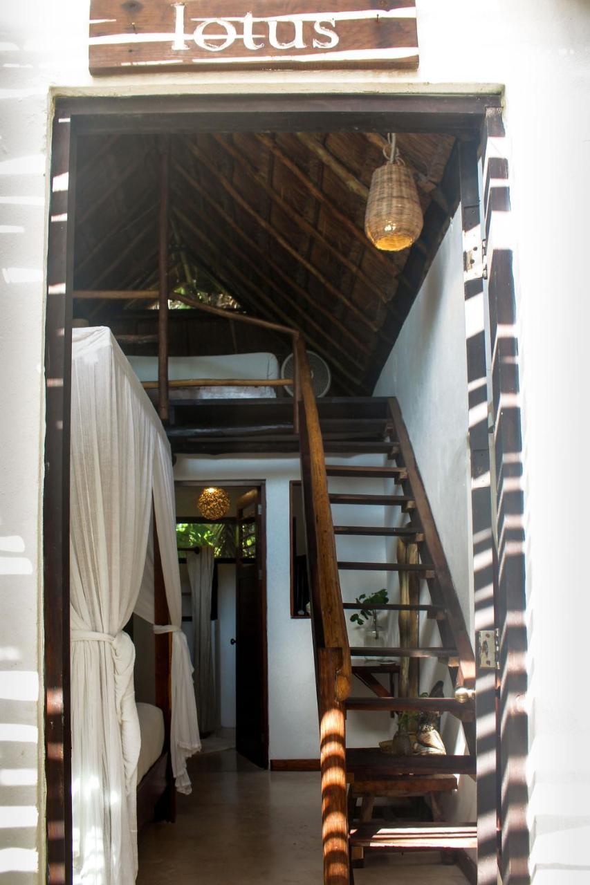 Casa Violeta Hotel Tulum Pueblo Buitenkant foto